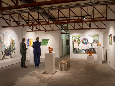 Moving Gallery