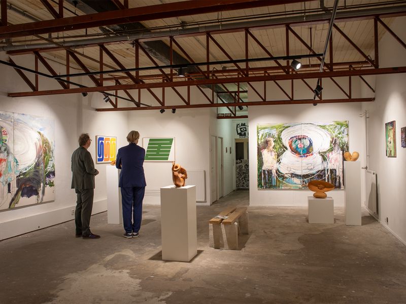 Moving Gallery
