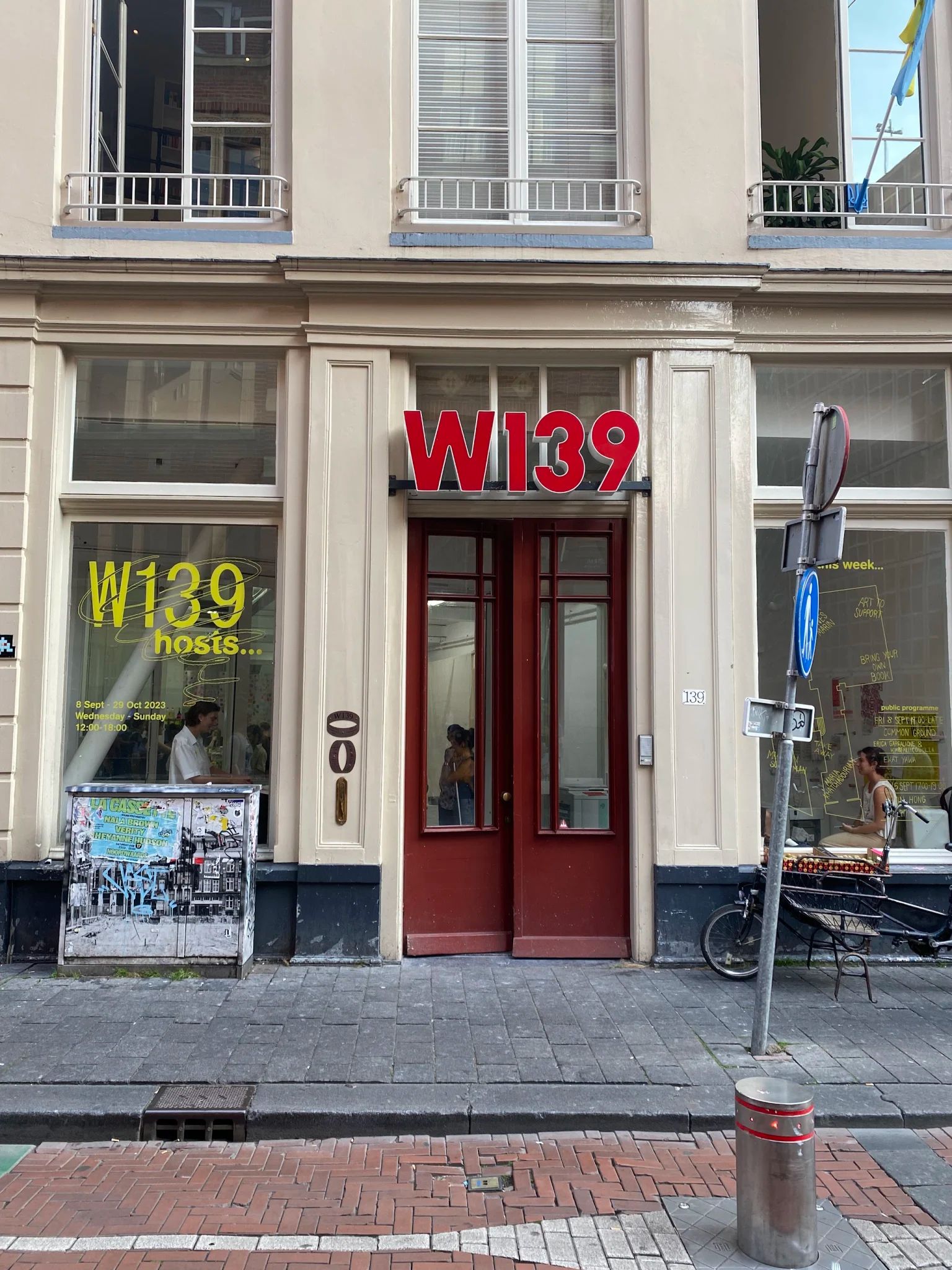 W139